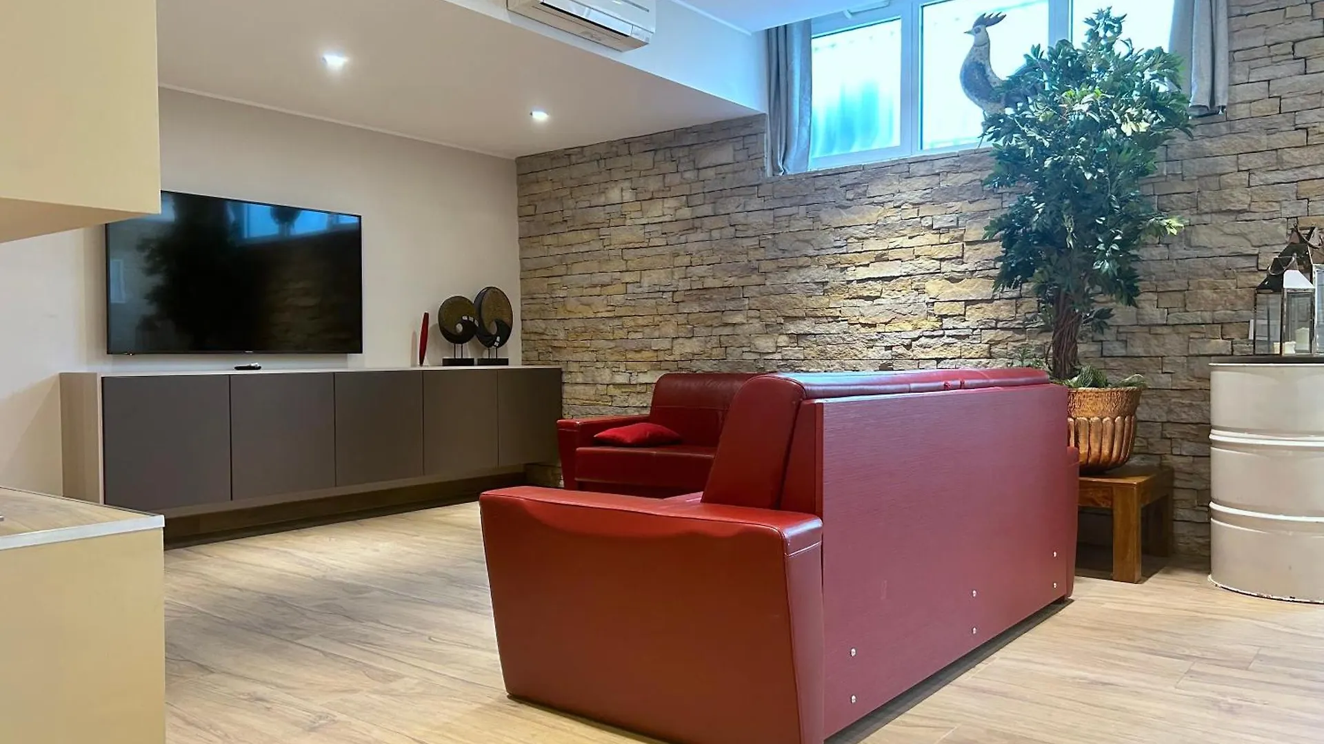 R39 Elegant Apartment With Private Parking Milan Italie
