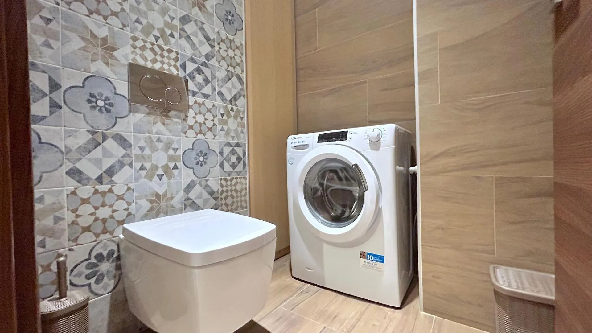 R39 Elegant Apartment With Private Parking Milan 0*,